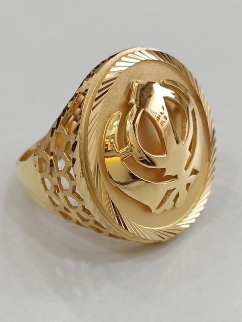 Gold Ring Designs For Men, Ring Designs For Men, Gold Ring Men, Gents Rings, Mathias Lauridsen, Gangsta Walking, Latest Gold Ring Designs, Mens Ring Designs, Antique Gold Rings