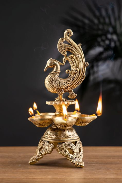 Brass Items Home Decor, Antique Brass Lamp, Brass Diya For Pooja, Brass Decorative Items, Diyas Decoration, Corner Table Decor, Lamp Festival, Oil Lamp Decor, Brass Diyas