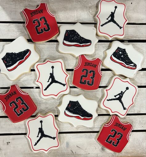 Jordan Year Birthday Party Ideas, Air Jordan Cookies Decorated, Jordan Cookies Decorated, Jordan Year Party, 23rd Jordan Year Birthday Ideas, Jordans Birthday Theme, Jordan Themed Birthday Party, Jordan 23 Cake, Jordan Year Birthday 23 Ideas