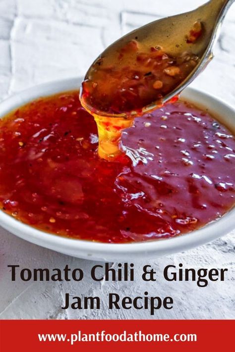 Chili Jam Recipe, Ginger Jam Recipe, Chilli Chutney Recipes, Tomato Chilli Jam, Savory Jam Recipes, Chili Jam, Tomato Chili, Homemade Preserves, Tomato Jam Recipe