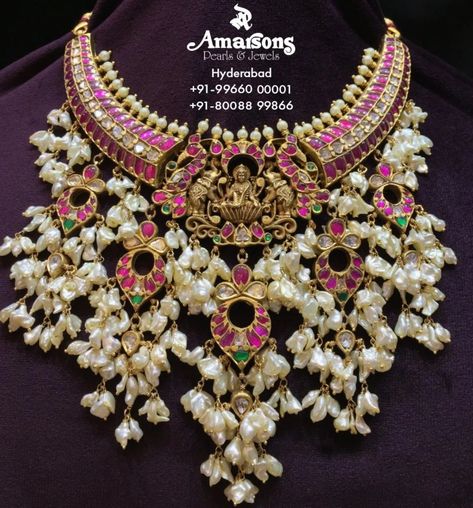 Kundan guttapusalu necklace photo Amarsons Jewellery, Guttapusalu Necklace, Necklace Photo, Gold Temple Jewellery, Diamonds And Pearls, Antique Gold Jewelry Indian, Gold Necklace Indian, Pearl Jewels, Gold Necklace Indian Bridal Jewelry