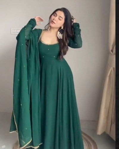 BONYHUB ONLINE UK To Buy Click 👉https://bonyhub.co.uk/collections/anarkali-suits PLUS SIZES ARE AVAILABLE 👉14 Day Easy Return Policy 👉 Fast UK shipping #desifashion #asianfashion #southasianfashion #ethnicwear #Modestfashion #kurtis #PunjabiFashion #asianstreetstyle #pakistanifashion #pakistaniwedding #indianweddings #indianwedding #desi #eidfashion #modestoutfits #britishasian #desiuk #ukdesi #DesiVibes #punjabiuk #desiculture #asian #sareeloveforever #sareefashion #sareestyle #s... Stitching Anarkali Dress, Kurti Designs Latest Anarkali Suits, Dark Green Anarkali Dress, Sequin Salwar Suit, Dark Green Kurti, Dark Green Anarkali, Simple Anarkali Suits, Anarkali Kurti Design, Cotton Pent