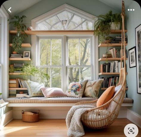 Small Enclosed Porch, Indoor Sunroom Furniture, Green Sunroom, Sunroom Colors, Sunroom Decorating Ideas, Small Sunroom Ideas, Indoor Sunroom, Sunroom Office, Cozy Sunroom