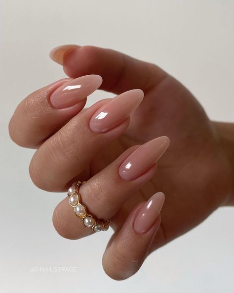 23 Best Fall Nail Colors: Trendy Designs for Autumn and Winter Sophisticated Almond Nails, Penelope Nails Bridgerton, Nail Inspiration Summer 2024 Almond, Nails August, Nails Space, Nails Bridal, Bridesmaids Nails, Classy Acrylic, Almond Acrylic