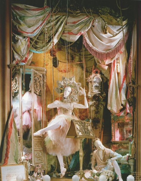 Bergdorf Goodman Window Display, Linda Fargo, Night Circus, Scenic Design, Art Collage Wall, Display Design, Stage Design, Window Display, Album Art