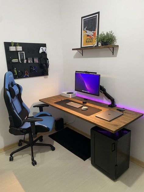 Clean Gaming Room, Set Up Gamer Minimalista, Home Office Gamer, Dream Desk Setup, Clean Setup, Set Up Gamer, Setup Gamer, Dream Desk, Computer Desk Setup