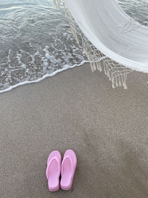 Loml Aesthetic, Shoujo Summer, Healing Summer, Coquette Summer, No Ordinary Girl, Lifestyle Content Creator, Pastel Beach, The Summer I Turned Pretty, Lifestyle Content