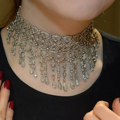 Boucheron @boucheron Diamond Choker Necklace is magnificent as it'll always be #purplebyanki Bijoux Art Nouveau, Exotic Jewelry, Diamond Choker Necklace, Kay Jewelry, Edwardian Jewelry, Diamond Choker, Jewellery Designer, Fabulous Jewelry, Gorgeous Jewelry