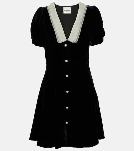 Miu Miu Black Dress, Miu Miu Dresses, Classique Outfit, Mafia Clothes, Miumiu Dress, Preppy Core, Miu Miu Dress, Spring Knitwear, Fashion Dresses Formal