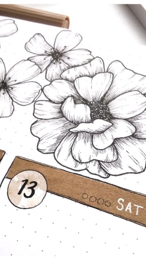 Ang | Bullet Journal & Art on Instagram: “The making of my last #weeklyspread! 🌼 Hope you all had a nice weekend 😊 . Big flower drawing inspired by @essjay_florals, and stickers…” Big Flower Drawing, Drawing Floral, Nice Weekend, Bullet Journal Art, Journal Art, Weekend Fun, Big Flowers, Bullet Journaling, My Last