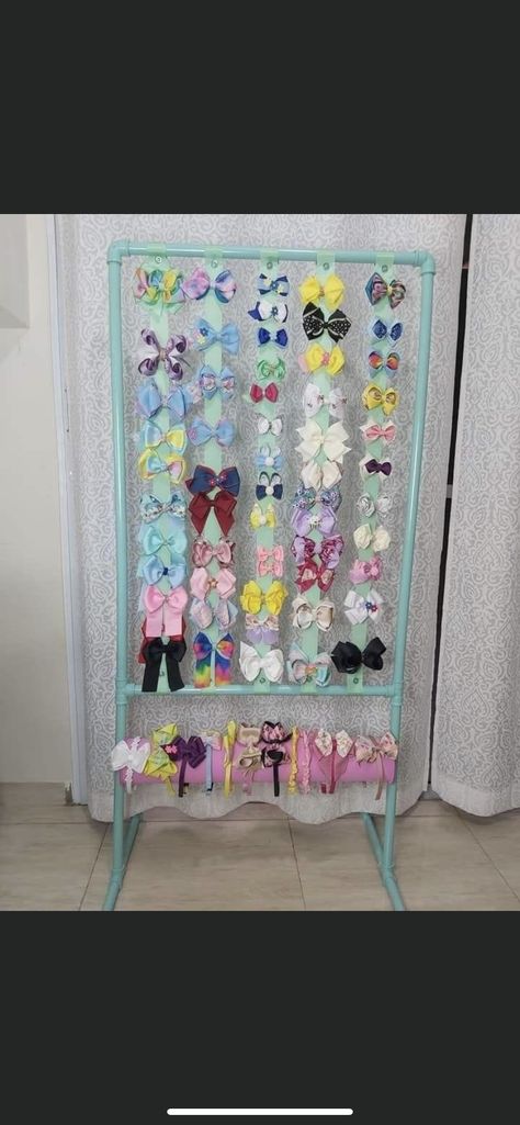 Displaying Bows At Craft Show, Hair Bow Store Display, Bow Booth Display, Hair Bow Craft Show Display, How To Display Bows At Craft Fair, Hair Bow Display Craft Show, Baby Store Display, Craft Booth Design, Hair Bow Display