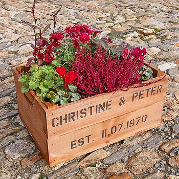 personalized planter 40th Wedding Anniversary Party Ideas, 40th Anniversary Ideas, Ruby Wedding Anniversary Gifts, Ruby Anniversary Gifts, 40th Anniversary Party, Anniversaire Diy, Ruby Anniversary, 40th Anniversary Gifts, Ruby Wedding Anniversary