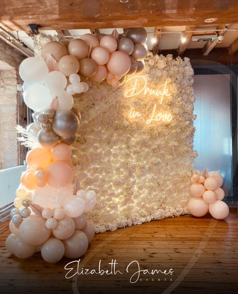 Balloon Wall Backdrop Wedding, Floral Wall With Balloon Garland, Balloon Flower Wall, Champagne Wedding Backdrop, White And Gold Backdrop Birthday, Debut Backdrop Ideas, Nude Party Theme, Flower Wall With Balloons, Wedding Backdrop With Balloons