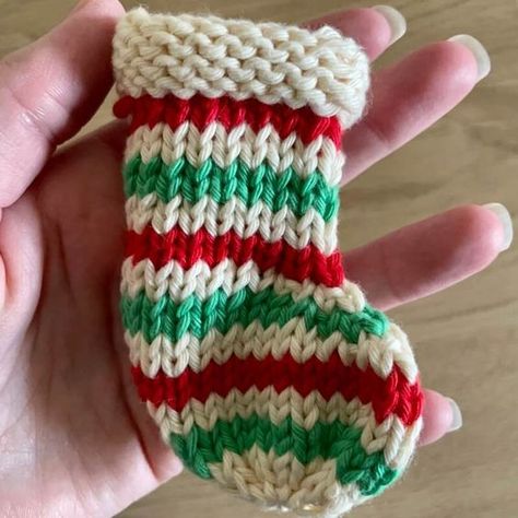 Easy Knitted Mini Christmas Stocking (Free Pattern) - Craft Fix Knit Mini Christmas Stocking Pattern Free, Knitted Mini Christmas Stocking Pattern, Small Christmas Stocking Pattern Free, Knitted Christmas Ornaments Free Pattern, Mini Christmas Stocking Pattern, Knitted Christmas Stocking Patterns Free, Christmas Stocking Ornaments, Christmas Stocking Pattern Free, Knitted Christmas Stocking Patterns