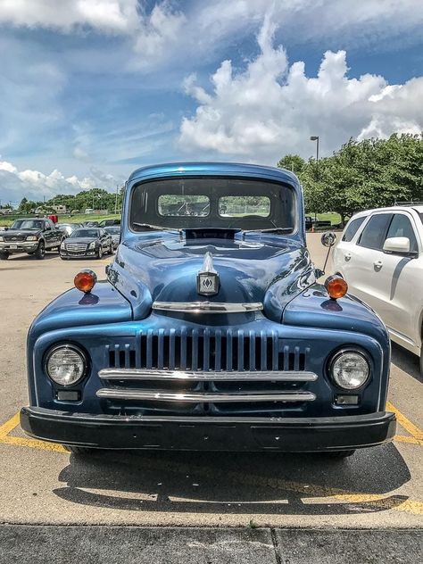 International Pickup Truck, American Pickup Trucks, International Harvester Scout, International Harvester Truck, Utility Truck, Pick Up Truck, Old Pickup Trucks, Antique Trucks, Car Shows