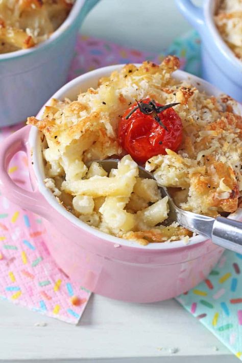 Crock Pot Cauliflower, Hidden Vegetable Recipes, Hidden Vegetables, Easy Family Recipes, Cauliflower Mac And Cheese, Easy Cauliflower, Mac Cheese Recipes, Baby Finger, Fussy Eaters