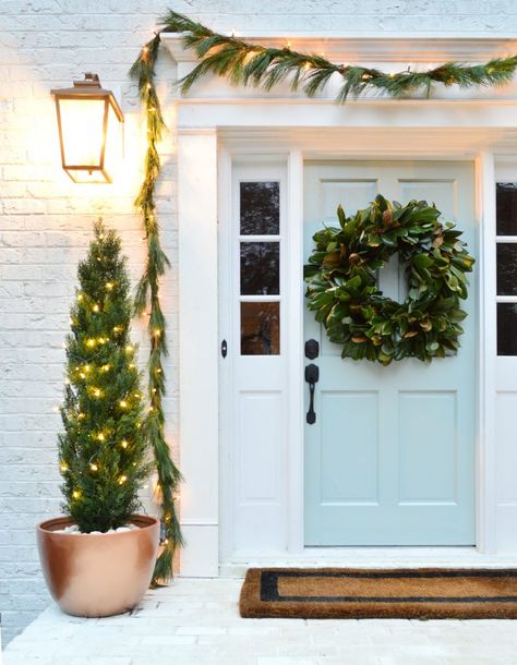 Some good fake and easy to keep alive plants! Holiday House Tours, Fresh Garlands, Young House Love, Christmas Tablescape, Christmas Front Porch, Painted Front Doors, How To Hang, Holiday House, Rustic Farmhouse Style