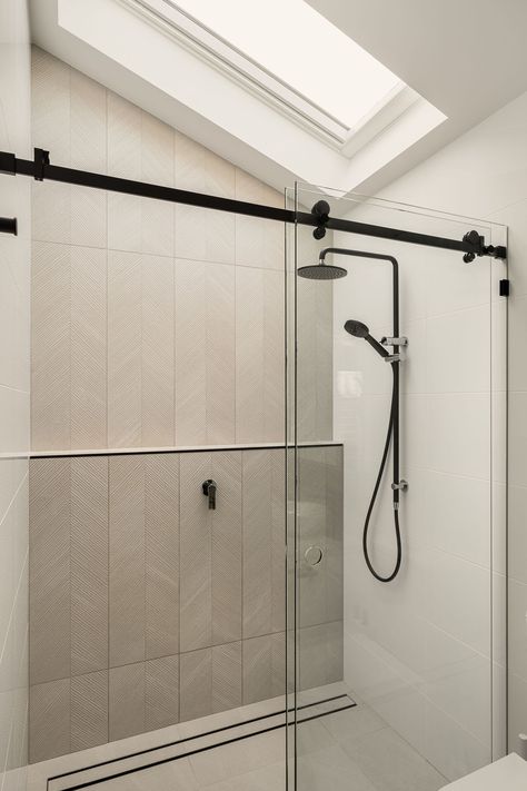 Large shower with raked ceiling and ventilated Velux skylight. Sliding shower screen. Roof Window Bathroom, Sliding Shower Screen, Skylight In Bathroom, Shower With Skylight, Bathroom With Skylight, Skylight Bathroom, Sliding Shower Screens, Wet Room Bathroom, Raked Ceiling