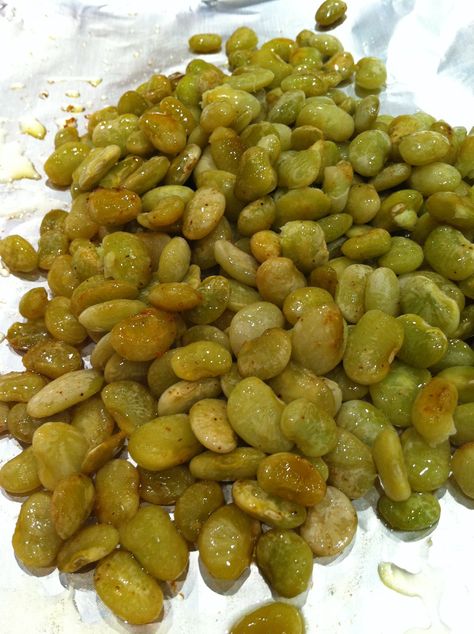 Roasted Lima Beans with Lime & Cayenne Blythes Blog Canned Lima Beans, Frozen Lima Beans, Lima Bean Recipes, Lima Bean, Lima Beans, High Quality Protein, Healthy Eating Recipes, Lower Cholesterol, Bean Recipes