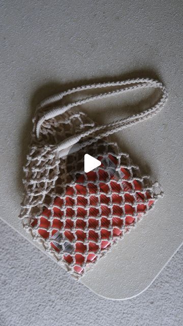 Macrame Net Bag Tutorial, Net Bag Tutorial, Macrame Purse Tutorial, Diy Net Bags, Macrame Bag Diy, Macrame Net Bag, Macrame Bag Tutorial, Macrame Net, Handmade Tutorial