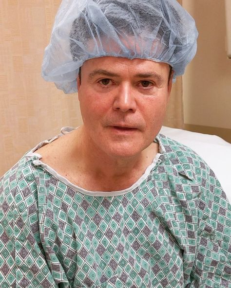 Donny Osmond on Instagram: “We should all be glad I’m the patient, not the surgeon.😜👨🏻‍⚕️ #newyear #newshoulder” The Surgeon, Osmond Family, Donny Osmond, Marie Osmond, The Patient, Vegas Baby, January 4, Health Care, Health