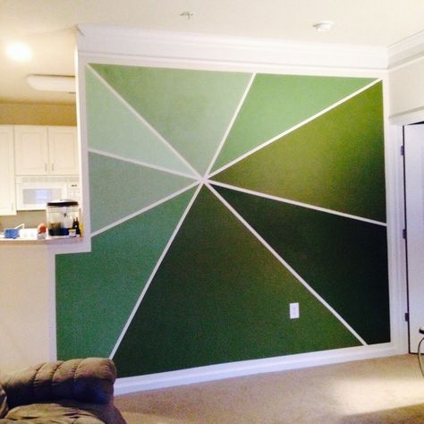 Artsy green wall my bf painted. So talented. Green Geometric Wall, Painted Feature Wall, Geometric Wall Paint, Wall Paint Patterns, Friend Painting, Room Wall Painting, Bedroom Wall Designs, Bedroom Wall Paint, Wall Paint Designs