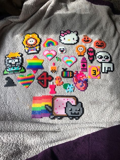 Kidcore Perler Bead Patterns, The Owl House Perler Beads, Scene Perler Bead Patterns, Melanie Martinez Perler Beads, Scene Perler Beads, Melty Bead Designs, Kandi Inspo, Diy Kandi Bracelets, Melty Bead Patterns