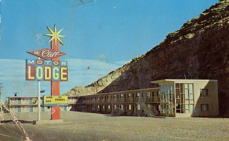 The Cliff Motor Lodge Postcard of Rawlins Wyoming. My Dads Father built and owned this motel. Rawlins Wyoming, Motor Lodge, The Cliff, Historical Images, Cheap Hotels, Vintage Images, Us Travel, Wyoming, Hotel