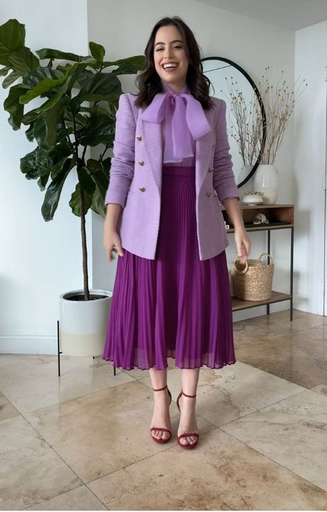 Jacket And Pleated Skirt Outfit, Plum Color Dress Outfit, Pink And Purple Outfit Ideas, Purple Long Skirt Outfit, Purple Work Outfit, Magenta Skirt Outfit, Violet Skirt Outfit, Purple Pleated Skirt Outfit, Purple Combination Outfits