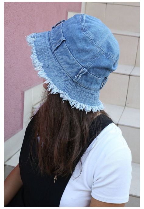 Bucket Hat Outfit 90s, Topi Vintage, Återvinna Jeans, Pola Topi, Bucket Hat Outfit, Bentuk Alis, Bucket Hat Fashion, Sewing Hats, Jean Hat