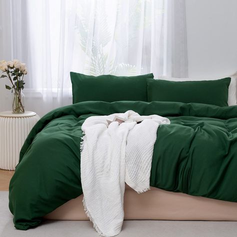 PRICES MAY VARY. 3 Pieces Forest Green Duvet Cover King - 1 King duvet cover 90" X 90" , 2 pillowcases 26" x 20" (NO insert included) High Quality - Forest green duvet cover is made of high-quality microfiber, which is super soft and comfortable. Simple solid color will presence a elegant style, making this duvet cover king size a great decoration to your bedroom. Zipper & 8 Ties - The hidden side zipper allows you to easily insert and remove the duvet. 8 ties at each corner inside the duvet cov Green Comforter Sets, Textured Duvet Cover, Green Bedding Set, Textured Duvet, Green Comforter, Fluffy Bedding, Green Duvet, Green Duvet Covers, Bed Comforter Sets