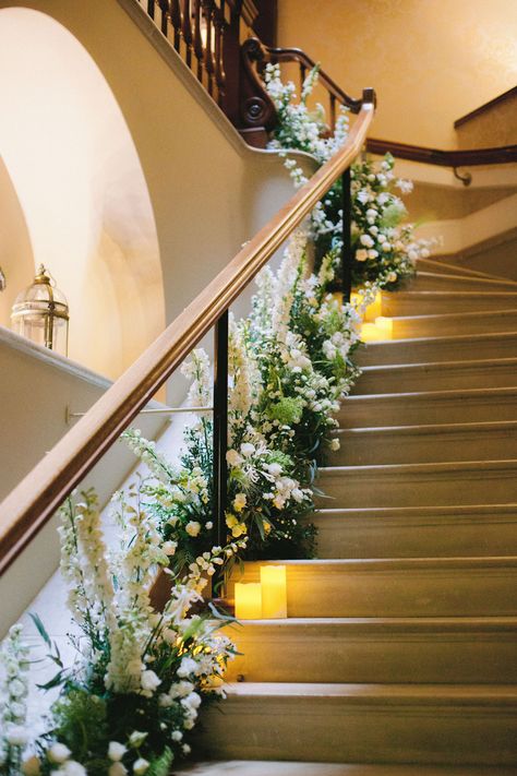 Flowers For Stairs Wedding, Stairway Flowers Wedding, Wedding Flowers Stairs, Kirtlington Park Wedding, Wedding Flowers Staircase, Staircase Wedding Flowers, Wedding Stair Decor, Floral Staircase Wedding, Stair Styling