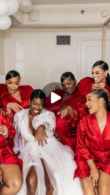 Tyiesha M on Instagram: "🌹❤️GRWM Bridal Party Edition ❤️🌹  . . .  Bride @lyricallysha Bridal Hairstylist: @hair_chemistrymiami  Content Creator: @chemxbeauty  Bridal MUA: @mua_ttt_tia  Planner: @mbmeventsdesign  Photographer: @stanlophotography  Videographer: @unleashedvizuals  Bridesmaid MUA: @enhanceme.beauty @unbeatablefaces   #weddingday #bridesquad" Bridal Party Bags Ideas, Bridal Party Photos Black People, Group Chat Photo Ideas, Bridesmaids Robes Pictures, African Bridesmaids, Bridal Hairstylist, Black Bridesmaids, Bridal Party Photos, Traditional Bride