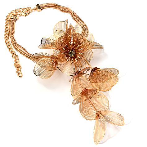 Vintage Metal Neck Chains Choker Necklaces For Women Big Flower Necklace Statement Accessories Nails Necklace, Beautiful Chokers, Filigree Necklaces, Flower Choker, Delicate Design, Spring Flower, Elegant Necklaces, Stunning Necklace, Pendant Design