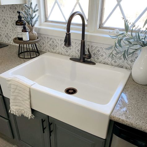 Josephine Fireclay Drop-In Kitchen Sink in Matte White by Sinkology Drop In Farmhouse Sink, Best Farmhouse Sinks, White Farmhouse Sink, Drop In Kitchen Sink, Farmhouse Kitchen Design, Farmhouse Sink Kitchen, Sink Design, Kitchen Farmhouse, Kitchen Redo