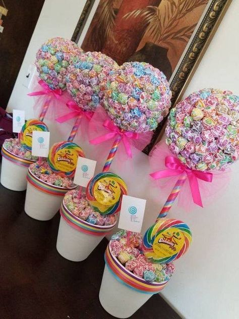 Candy Land Centerpieces, Kabob Party, Sweet Centerpieces, Candy Theme Birthday Party, Candy Themed Party, Candy Centerpieces, Dum Dums, Candy Land Birthday Party, Marketing Gift