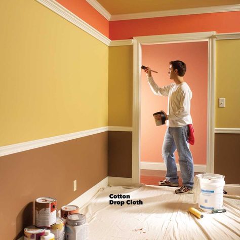 Use these tips for how to paint interior walls to make your painting projects go faster and smoother. House Painting Tips, House Paint Interior, Interior Wall Paint, Diy Casa, Professional Painters, Hus Inspiration, घर की सजावट, Painting Trim, Small Houses