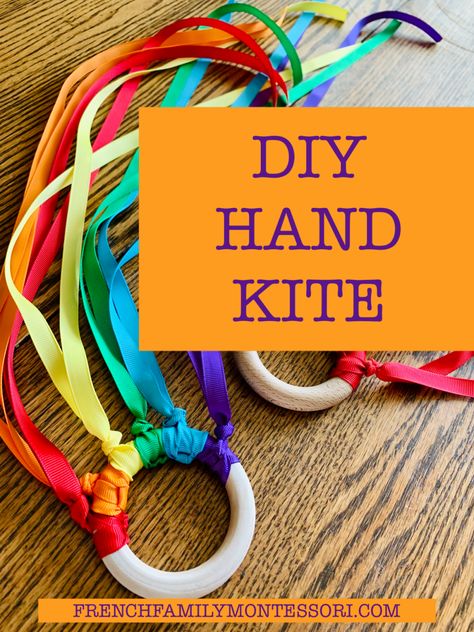 Homemade Toys For Preschoolers, Diy Montessori Toys 6 Months, Homemade Toddler Gifts, Homemade Toddler Toys, Homemade Montessori Toys, Diy Toddler Gift, Diy Montessori Toys 9-12 Months, Diy Childrens Toys, Diy Toddler Gifts