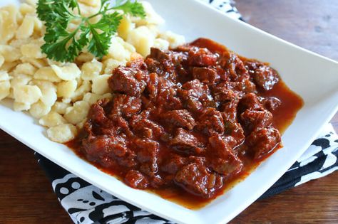 Hungarian Beef Hungarian Beef Stew, Chicken Paprikash, Hungarian Cuisine, European Cuisine, Hungarian Recipes, Soup And Stew, Goulash, European Food, Beef Dishes