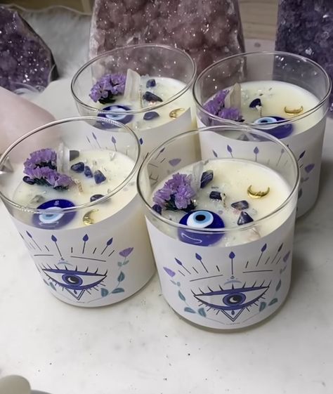 Homemade Natural Candles, Creation Bougie, Witchy Candles, Handmade Candles Diy, Gemstone Candles, Wellness Shop, Velas Candles, Diy Candles Homemade, Homemade Scented Candles