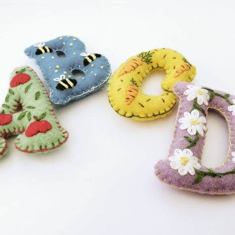 Felt Alphabet Embroidery Kit - Featherstitch House Felt Letter Embroidery, Embroider Letters Alphabet, Embroidered Felt Letters, Felt Letter Ornaments, Name Embroidery Ideas, Felt Name Garland, Felt Alphabet, Felt Keyring, Felt Ornaments Diy