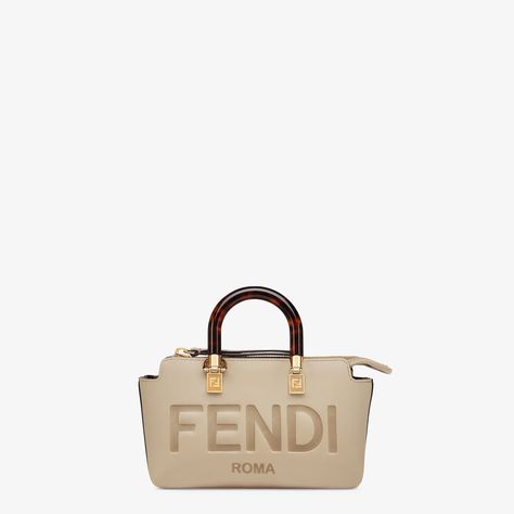 By The Way Mini By The Way Mini Fendi, Fendi By The Way Mini, Fendi Boston Bag, Fendi Collection, Fendi By The Way, Fendi Logo Design, Fendi Store, Fendi Mini, Fendi Bag