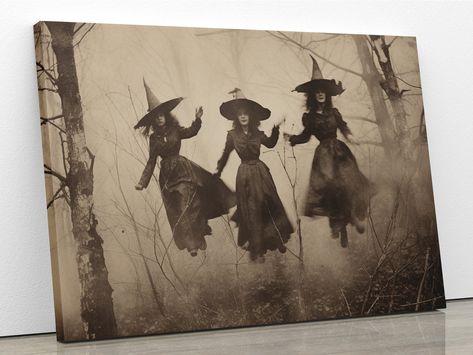 Witchy Decor Halloween, Halloween Canvas Art, Imprimibles Halloween, Halloween Bedroom Decor, Witchy Room, Stil Rustic, Gothic Wall Art, Halloween Wall Decor, Halloween Wall Art