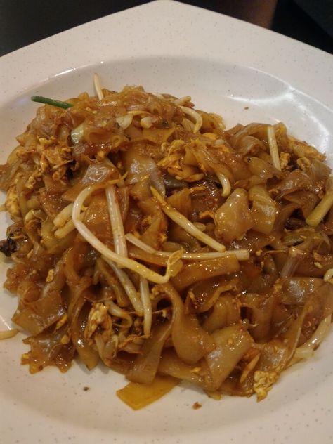 Kwey tiow mamak Malaysia Mamak Malaysia, Pad Thai, Japchae, Noodles, Ethnic Recipes, Quick Saves