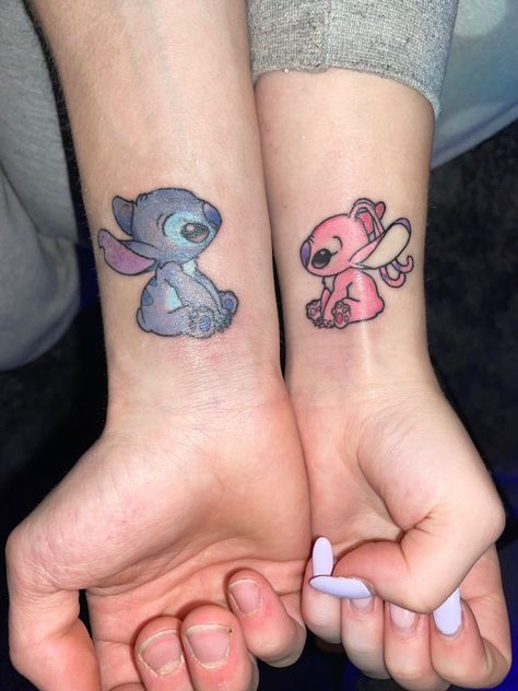 50 Unique Couple Tattoo Ideas For Expression of Love Small Boyfriend Tattoos, Matching Car Tattoos Couples, Matching Duo Tattoos, Anime Couple Tattoo Ideas, Matching Tattoos For Couples Black, Marvel Couple Tattoos, Bf And Gf Matching Tattoos, Tattoo Couple Ideas Relationships, Bf Gf Tattoos