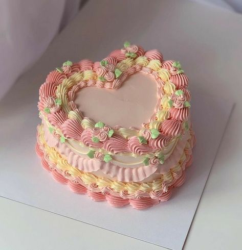 exactly what the title says! Also I do NOT own little nightmares univ… #fanfiction #Fanfiction #amreading #books #wattpad Bolo Vintage, Pastel Cakes, Vintage Cakes, Korean Cake, Gateaux Cake, Pretty Dessert, Cute Baking, Simple Birthday Cake, Pretty Birthday Cakes