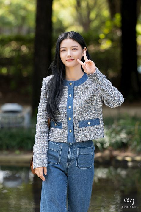 Day Out Outfit, Kim You Jung, Tweed Outfit, My Demon, Kim Yoo Jung, Fashion Top Outfits, Easy Trendy Outfits, Trendy Fashion Outfits, Korea Fashion