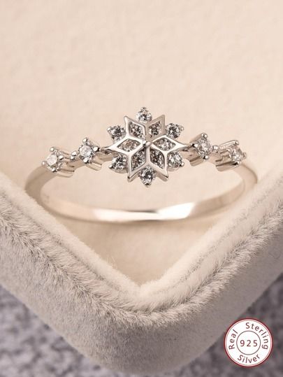 Snowflake Ring, Elegant Snowflake, Single Ring, Silver Bells, Elegant Ring, Proposal Ideas, Christmas Jewelry, Fine Jewelry Gift, Stylish Jewelry