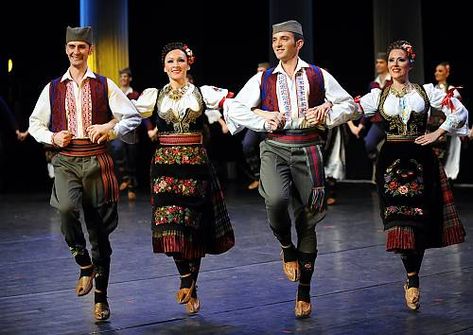 Serbian Clothing, Folk Culture, Greek Costume, Dance Stuff, Folk Clothing, Serbia And Montenegro, Photo Equipment, Orthodox Christianity, Folk Dance