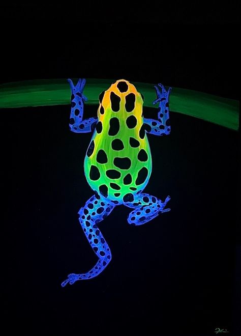 Glow Art Painting, Neon Animal Wallpaper, Florecent Paintings, Glow In The Dark Artwork, Animal Acrylic Painting Ideas, Black Light Painting Ideas Canvases, Black Light Art Ideas, Black Light Paintings, Black Light Painting Ideas Easy